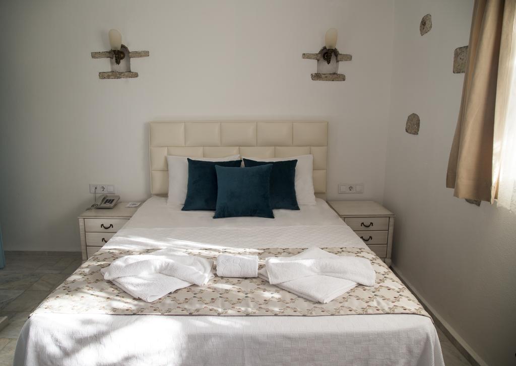 Alacati Sardunya Hotel Esterno foto